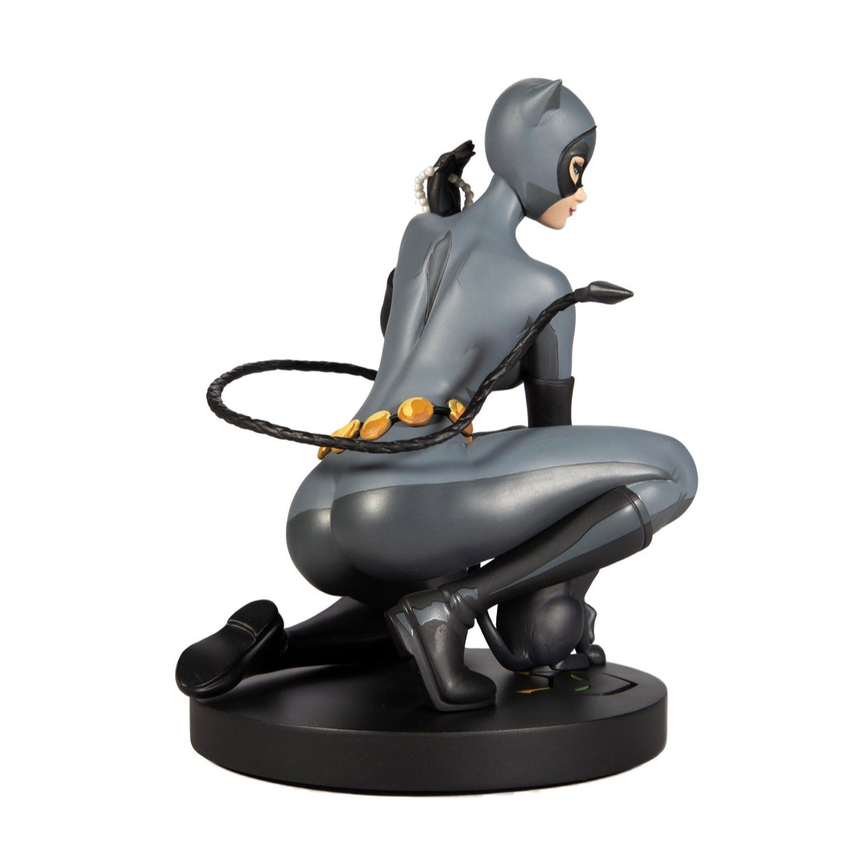 DC Designer Series Catwoman Statue by Stanley Lau