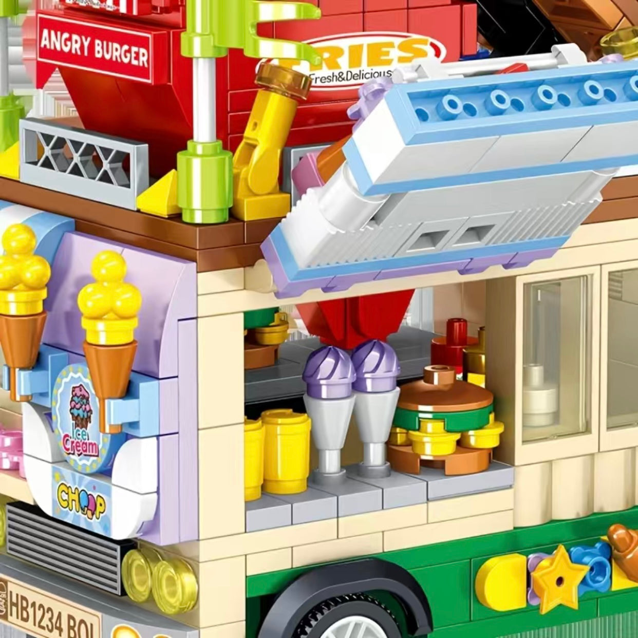 Building Block Toys, Fruit/Cake/Sushi/Burger Car, Brick Toy, Gifts 638-PCS