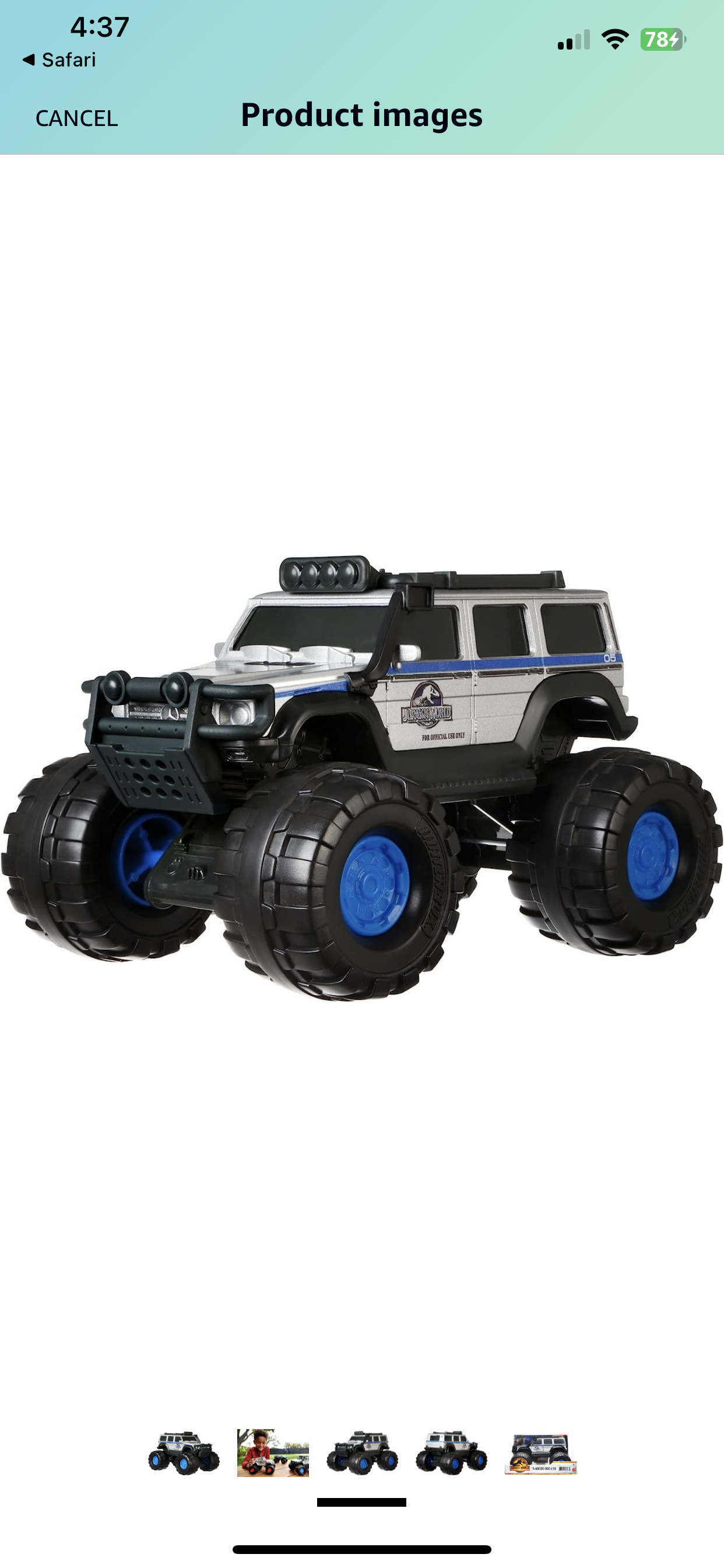 Jurassic World 1:24 Scale '14 Mercedes-Benz G 550 Truck with Large Wheels,