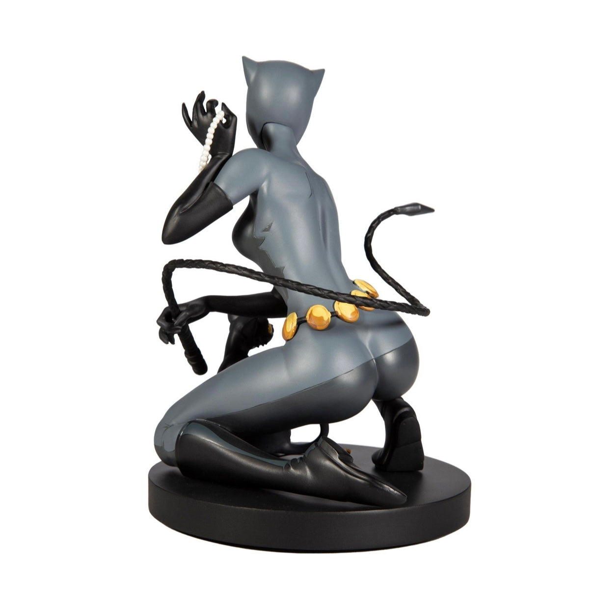 DC Designer Series Catwoman Statue by Stanley Lau