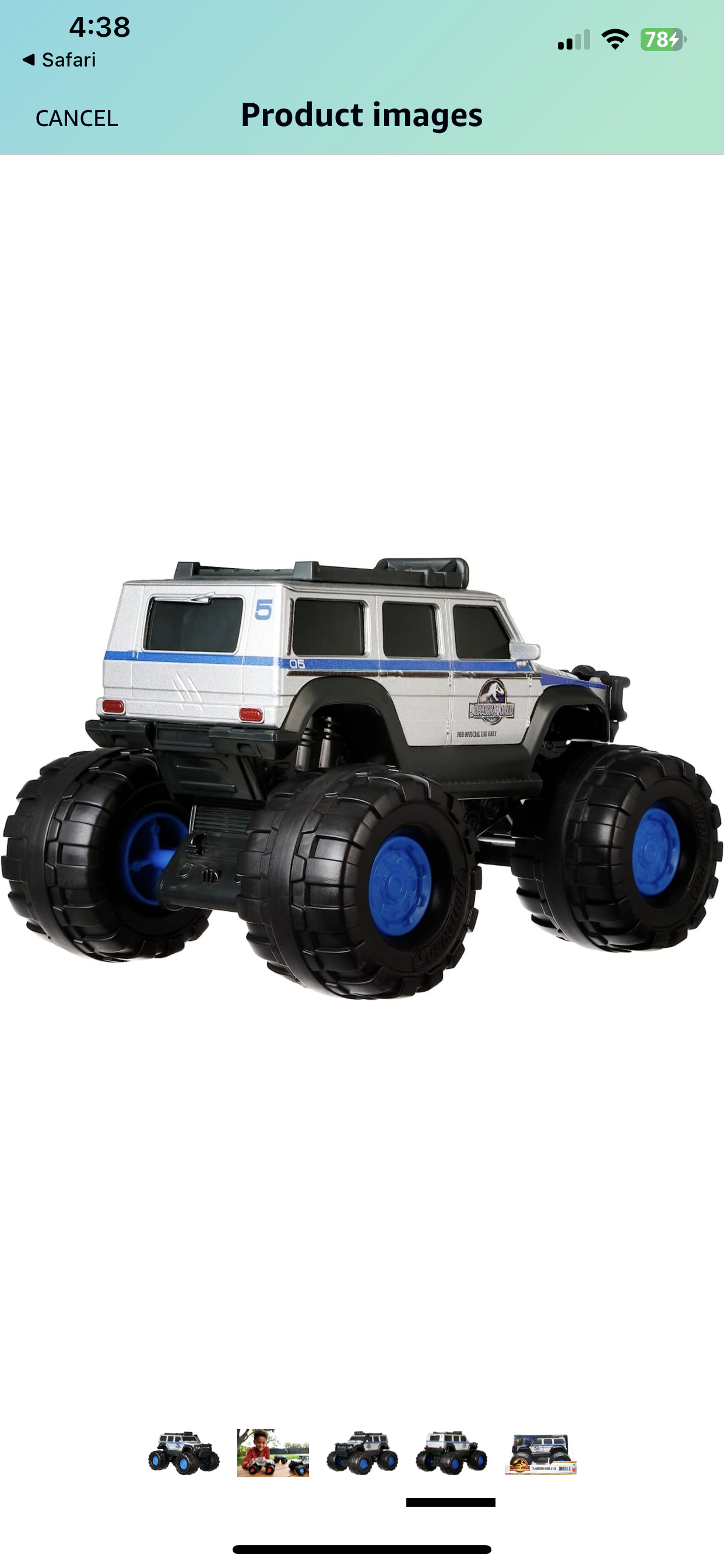 Jurassic World 1:24 Scale '14 Mercedes-Benz G 550 Truck with Large Wheels,