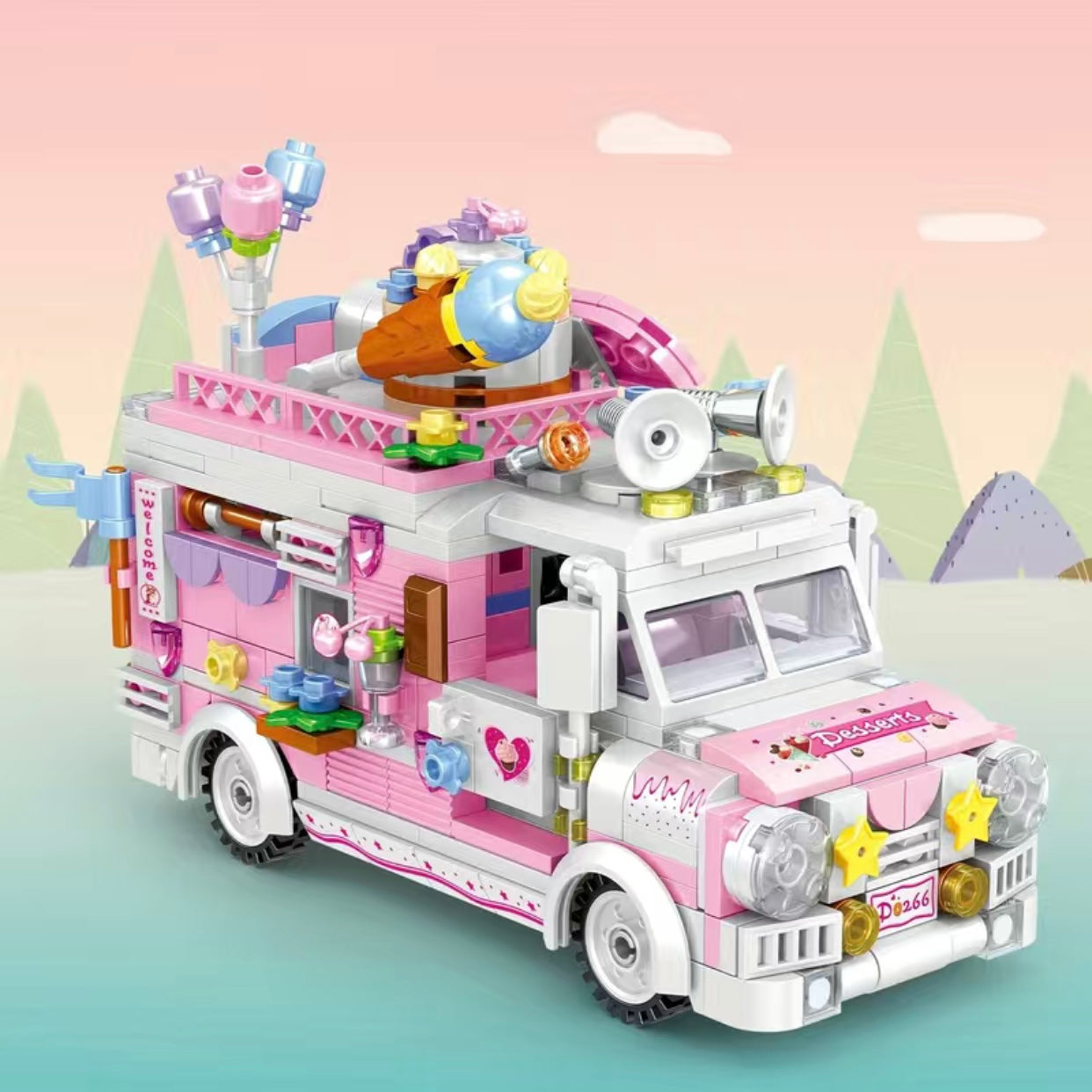 Dessert Truck, Fruit Cake, Hamburger, Ice Cream Bricks, Food Truck Puzzle Building Brick Models 590-PCS