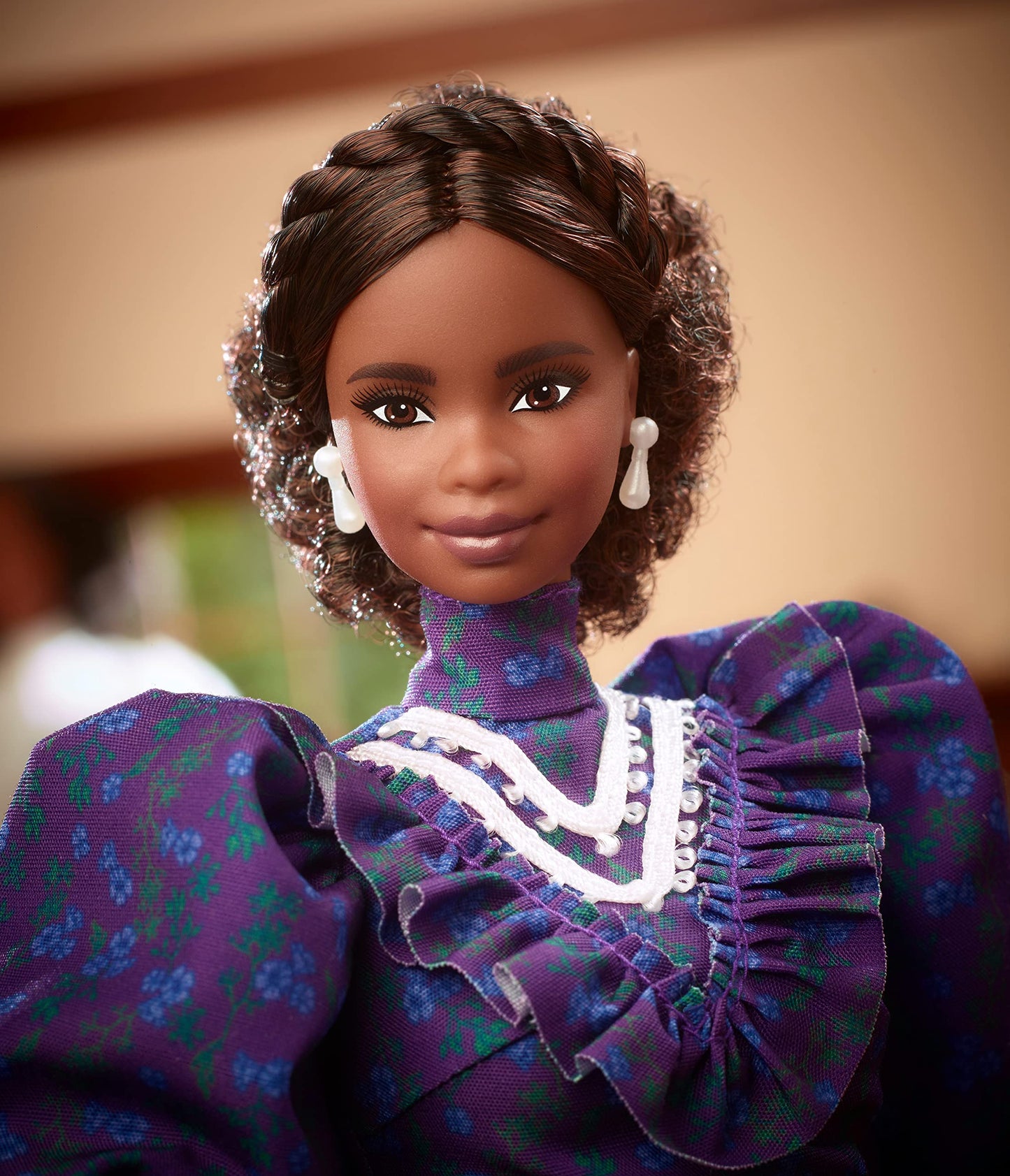 Barbie Signature Madam C.J. Walker Inspiring Women Doll with Accessories & Doll Stand