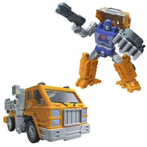 Transformers War for Cybertron Kingdom Deluxe Huffer Auction Figure
