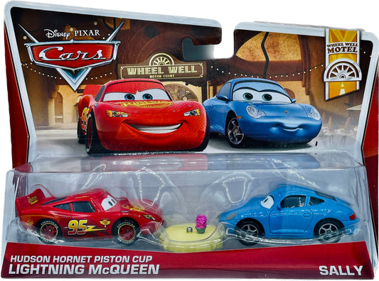 Disney/Pixar Cars Movie Moments 2 Pack Hudson Hornet Piston Cup Lightning McQueen & Sally