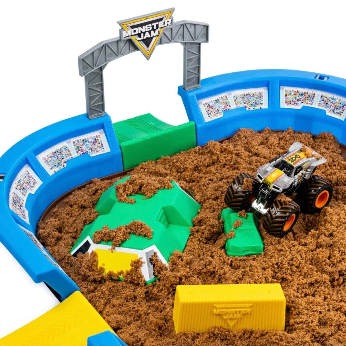 Monster Jam, Monster Dirt Arena 24-inch Playset with 2lbs of Monster Dirt and Exclusive 1:64 Scale Die-Cast Monster Jam Truck