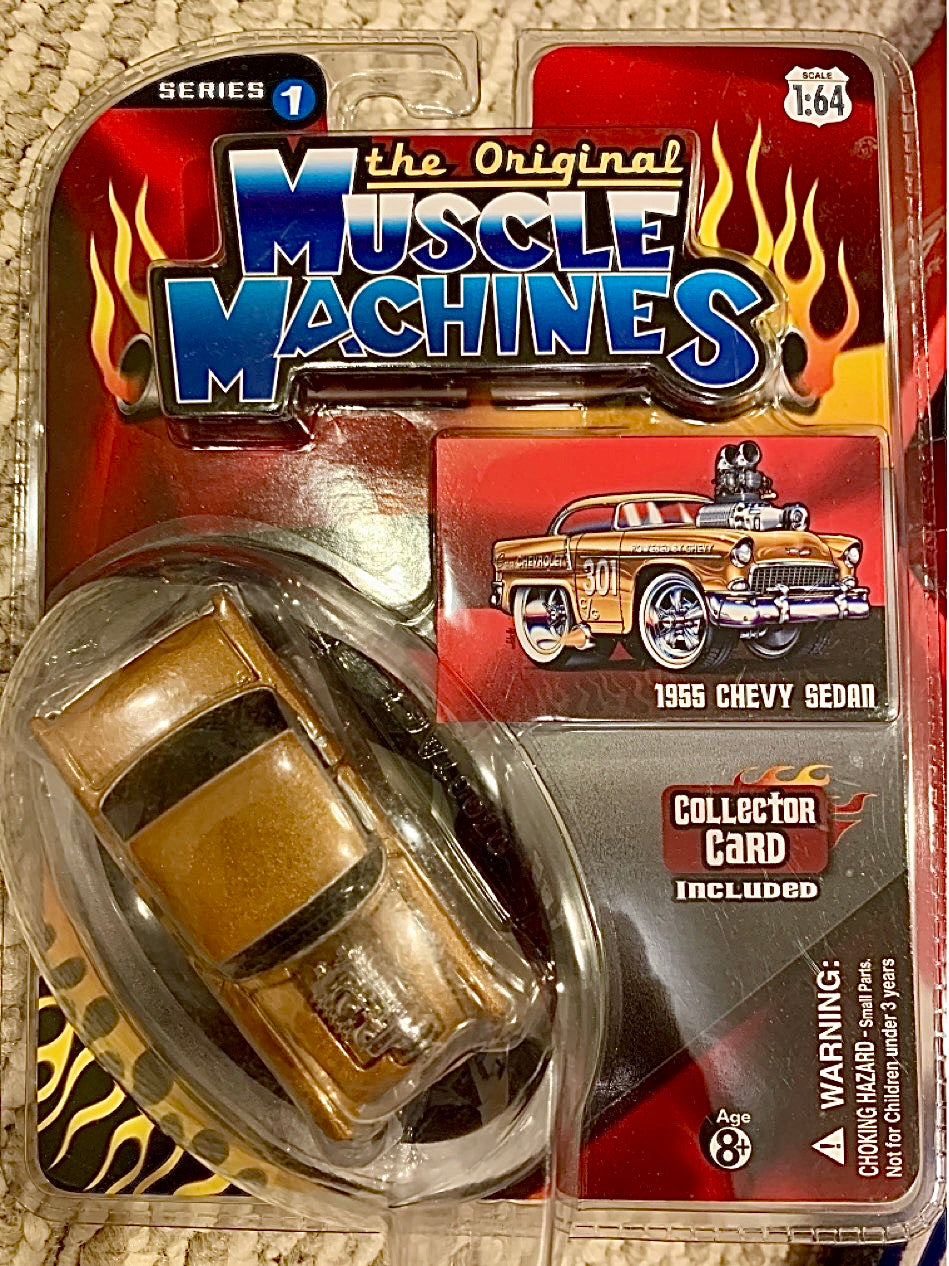 Muscle Machines Series 1 Die-cast 1955 Chevy Sedan 1:64 (Gold)